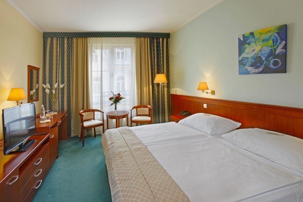 Spa & Wellness Hotel Olympia Marienbad Exteriör bild